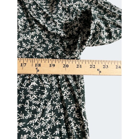 Old Navy Oversized Split-Neck Blouse In Floral Print Green & White Size Large - Picture 6 of 12